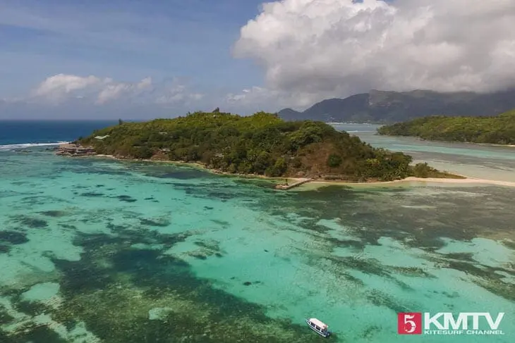 Cerf Island Seychellen Kitesurfen – Kitereisen in die traumhafte Inselwelt