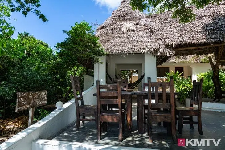 Restaurant Red Monkey Lodge - Sansibar Kitereisen und Kitesurfen