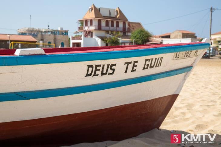 Hafenkai Santa Maria - Kitereisen und Kitesurfen Sal Kapverden