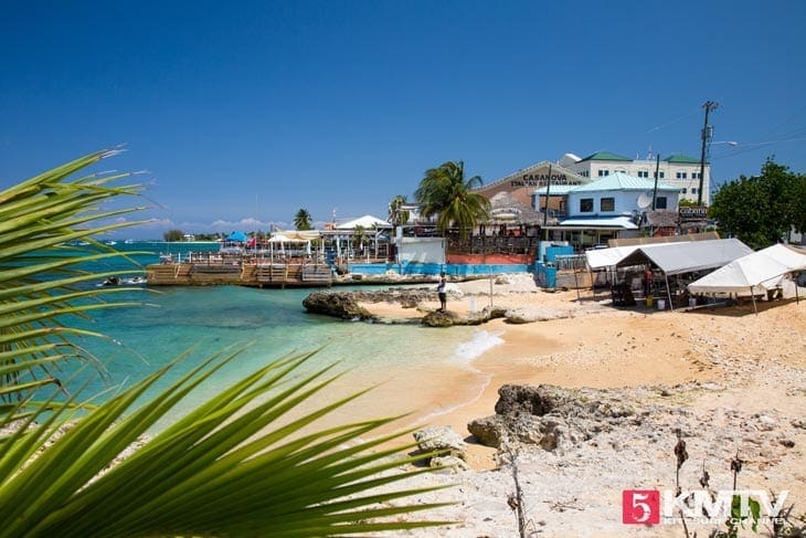 George Town - Cayman Islands Kitesurfen und Kitereisen